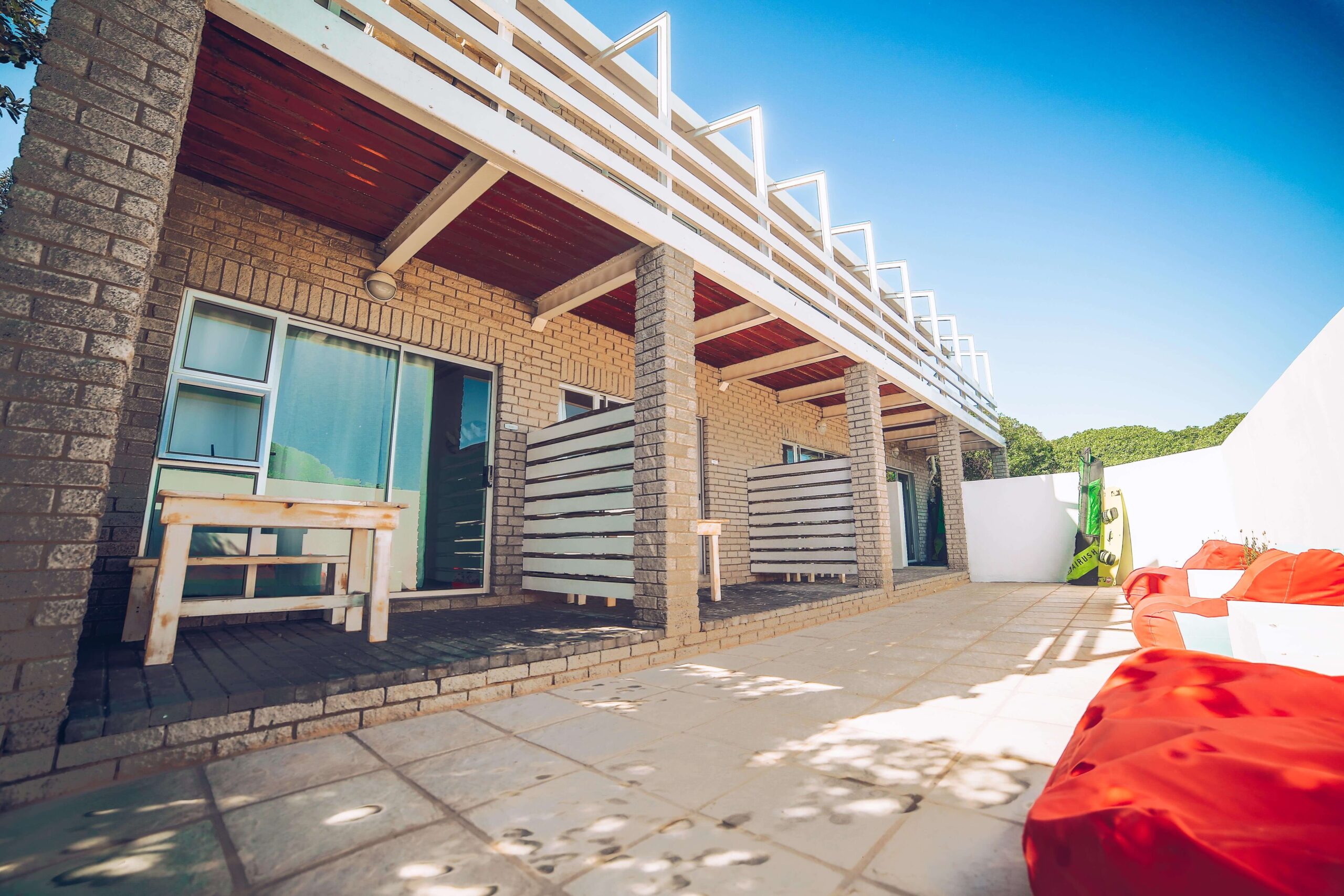 Constantly Kiting - Accommodation - Livewire Studio 003 Constantly Kiting - Accommodation - Livewire Studio 003